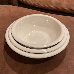 PIER 1 Vintage LUMINOUS White Porcelain Bowls-Set of 3 White Nesting Bowls